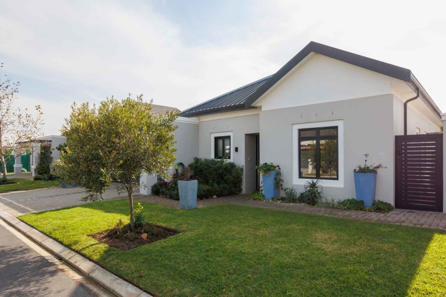 To Let 2 Bedroom Property for Rent in Val De Vie Estate Western Cape